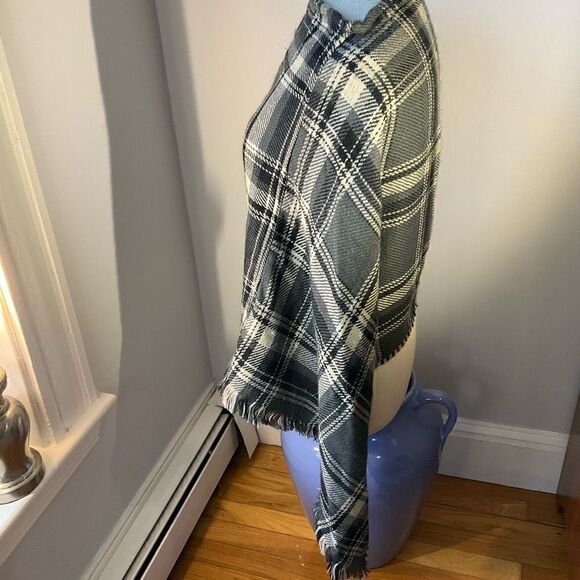NWT LOF Love of Fashion Pullover Poncho Cape Tartan plaid. ralphlaurenchristmas - Picture 3 of 12